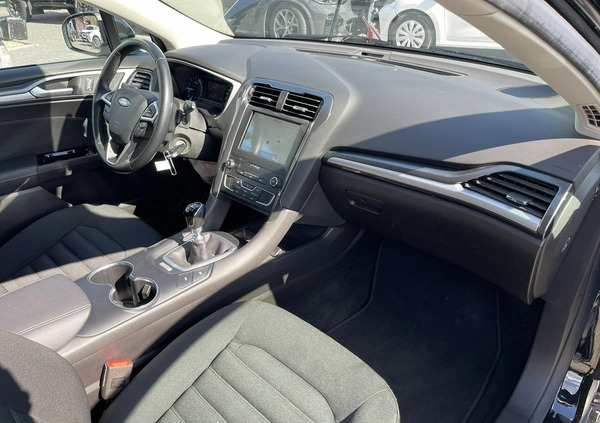 Ford Mondeo cena 29900 przebieg: 168100, rok produkcji 2019 z Pruszcz Gdański małe 92